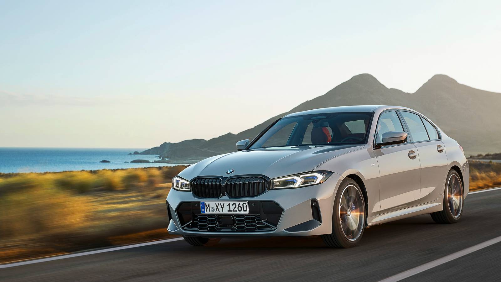 13 Dependable Luxury Cars That Cost Less Than The Average Price Of A ...