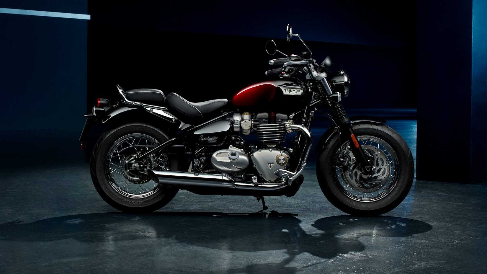 2024 Triumph Speedmaster Stealth Edition