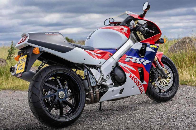 10 Most Gorgeous Superbikes From The 90s