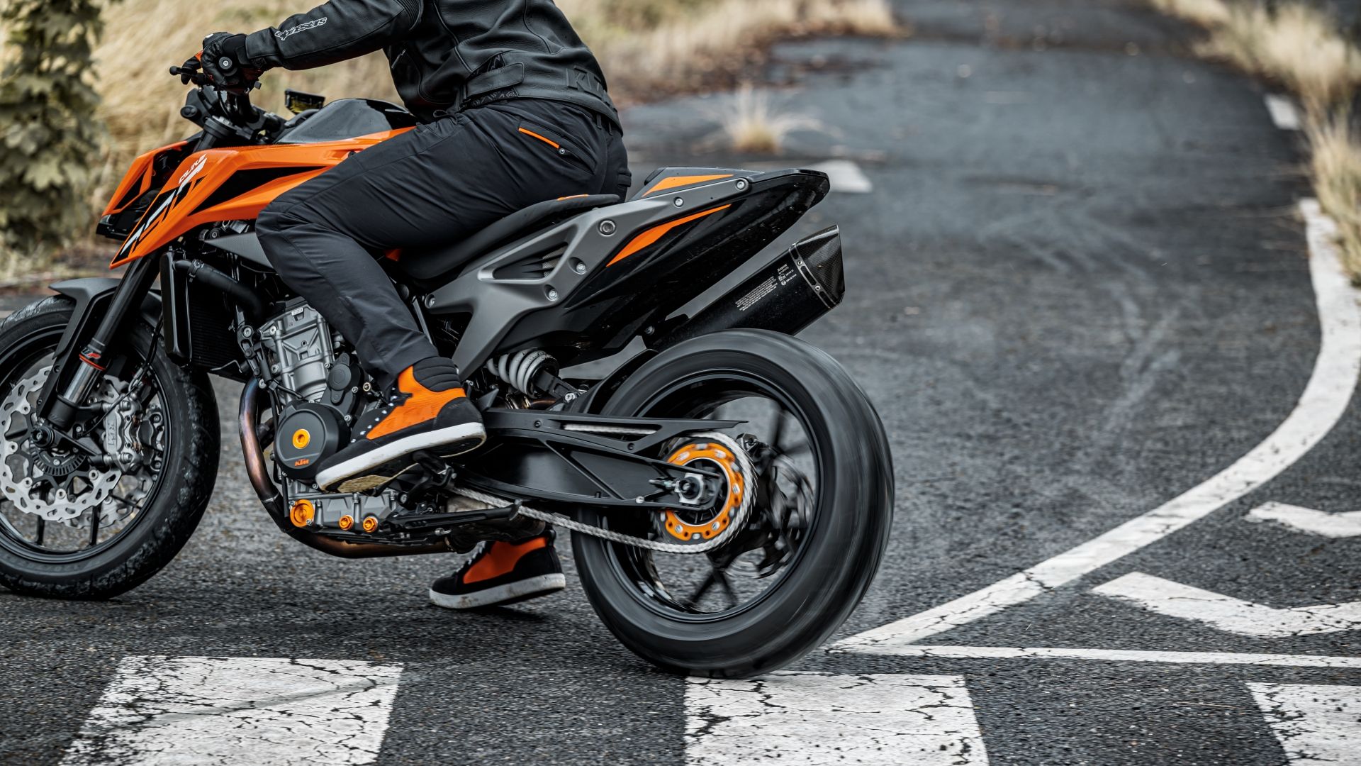 2024 KTM 790 Duke: A Comprehensive Guide On Features, Specs, And Pricing