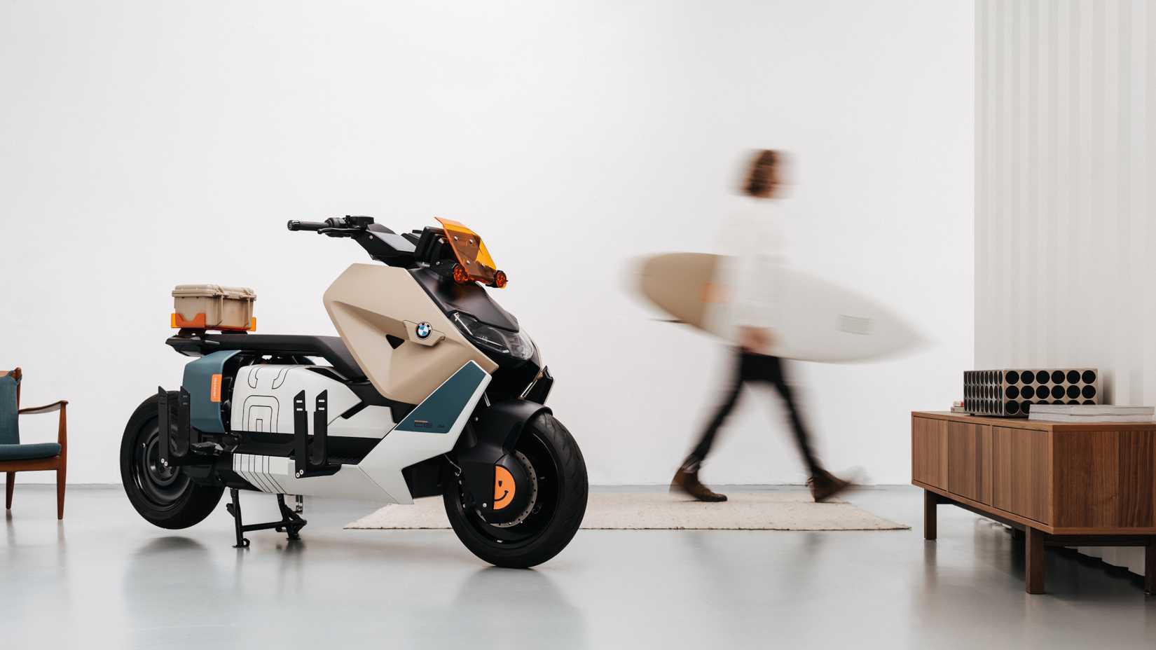 bmw-ce-04-vagabund-m