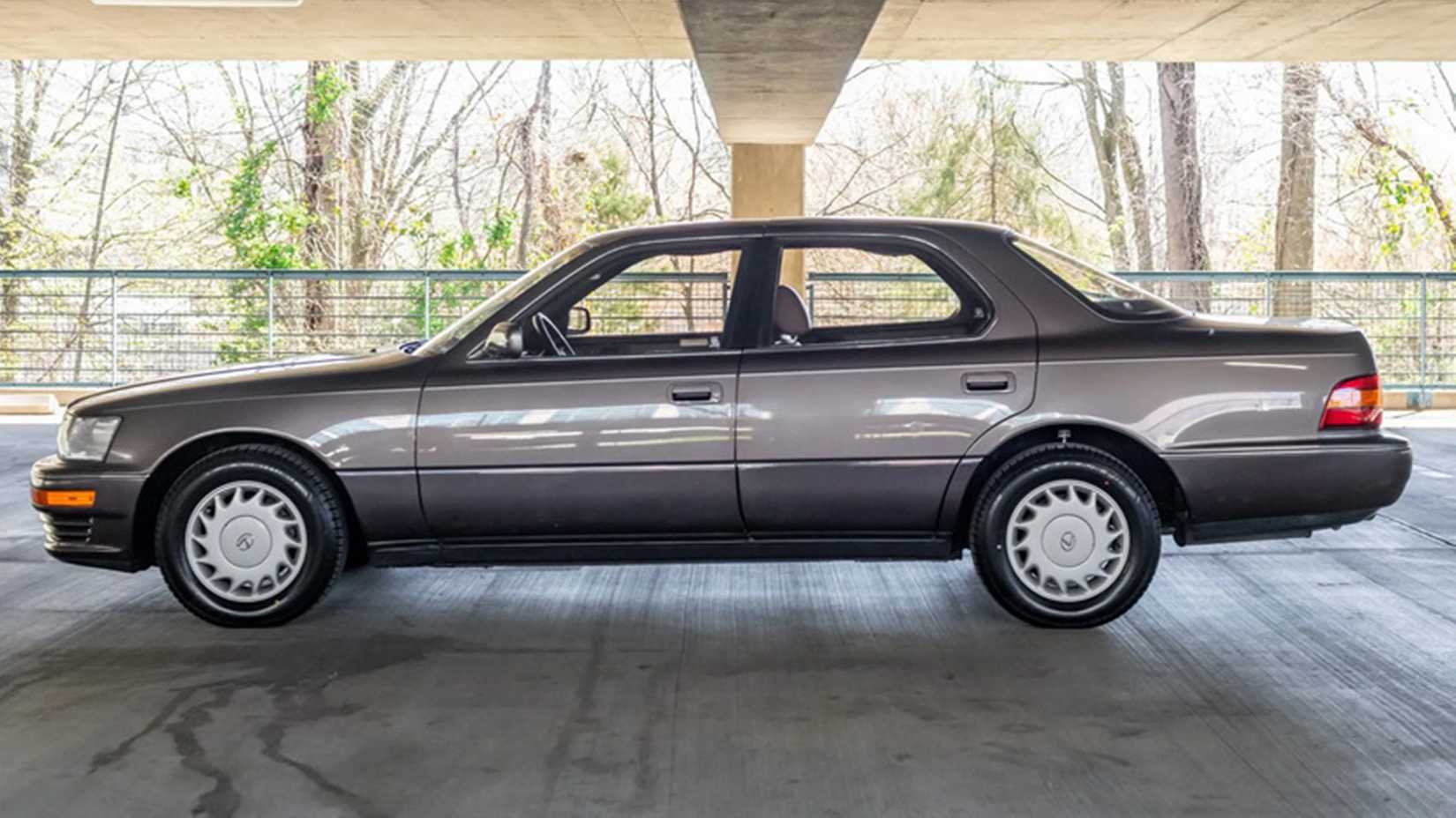 1991 Lexus LS400