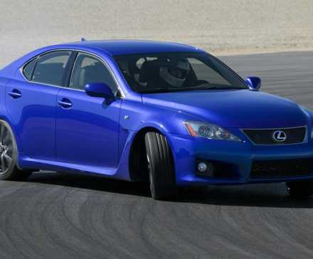 2009 Lexus IS F à deriva