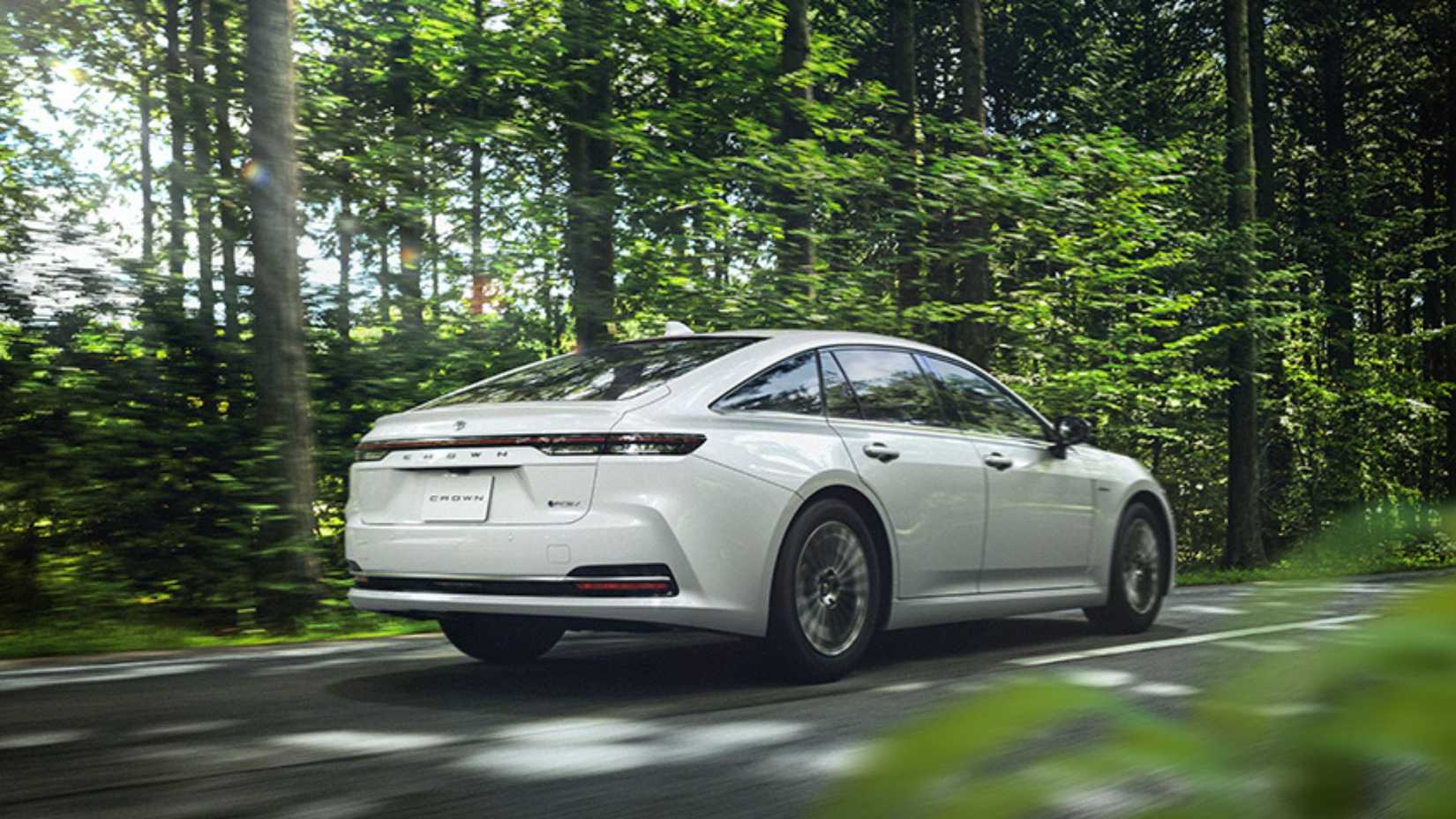 2024 Toyota Crown Z (FCEV)