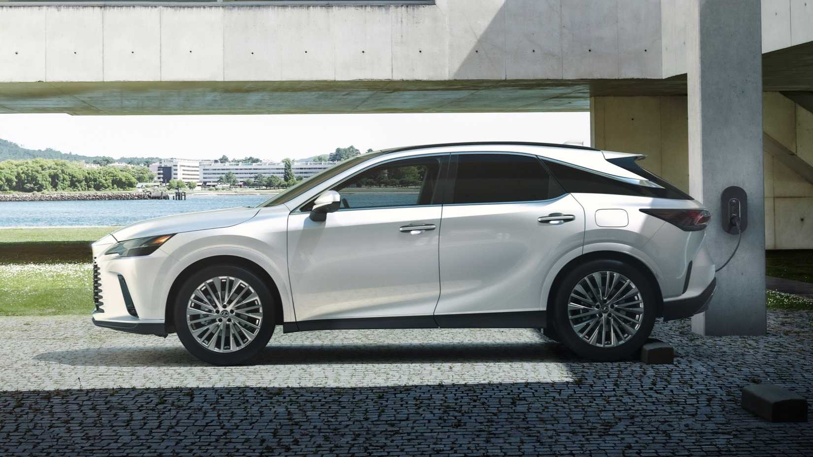 2023 Lexus RX 450 Hybrid Plug-In side left exterior shot