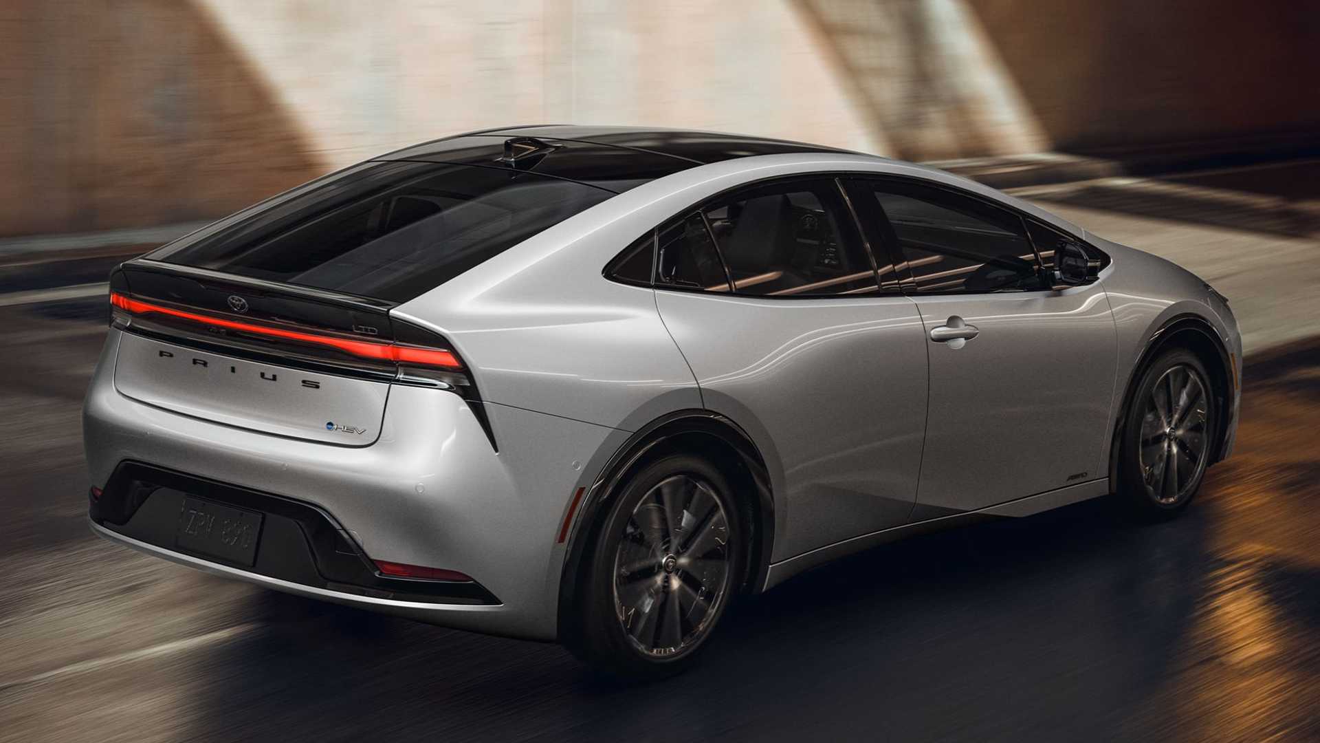 Prirus 10 Hybrid Cars That Are Perfect For City Driving