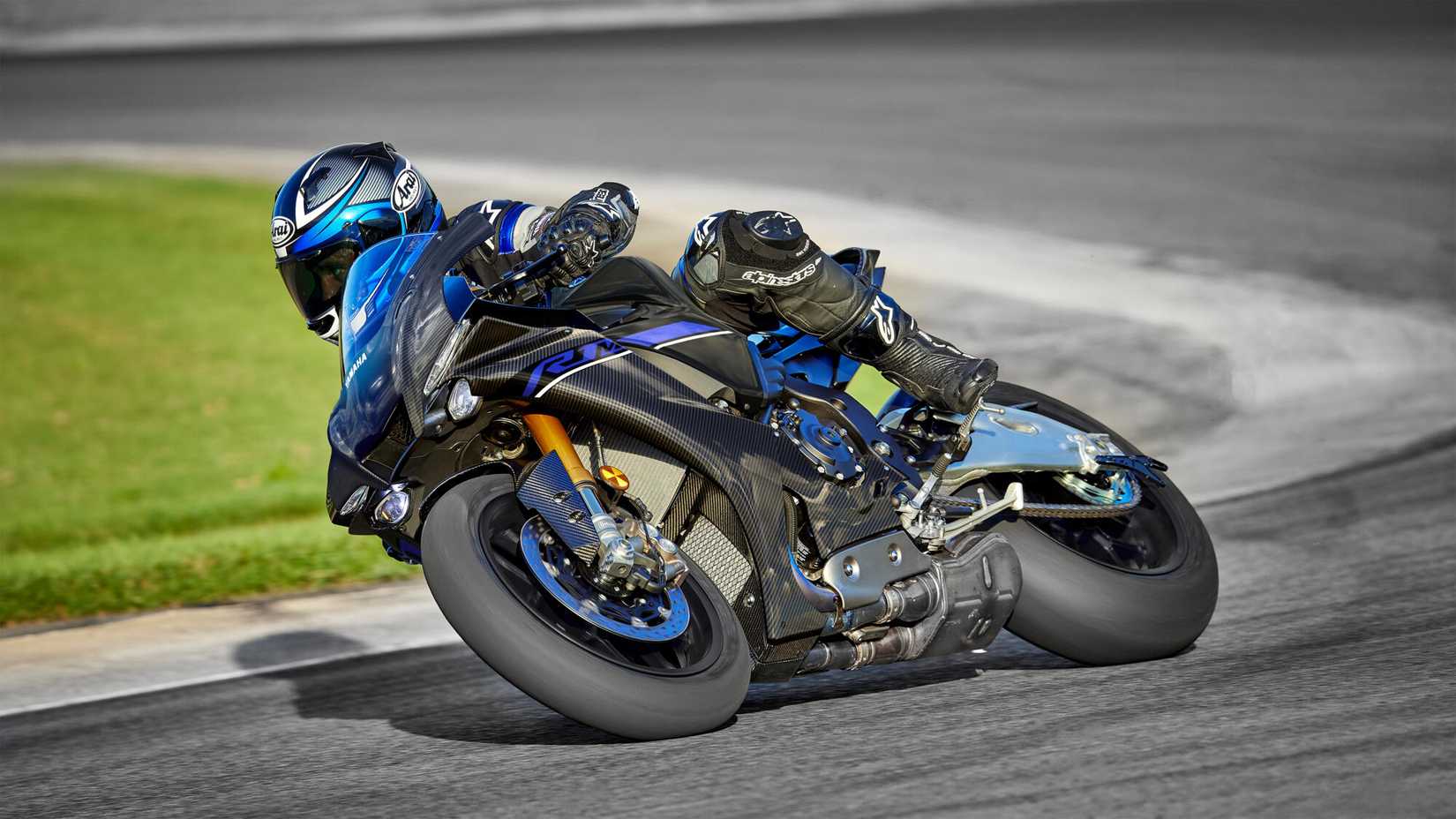 Why The Yamaha YZF-R1 Still Stands Out In A World Full Of Modern Superbikes