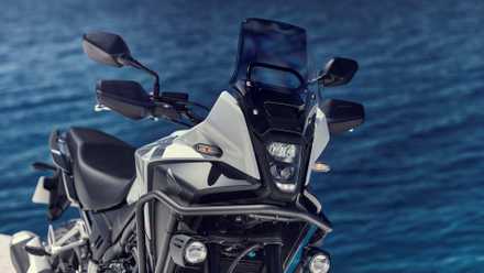 Close do painel frontal do Honda NX500 Adventure Pack
