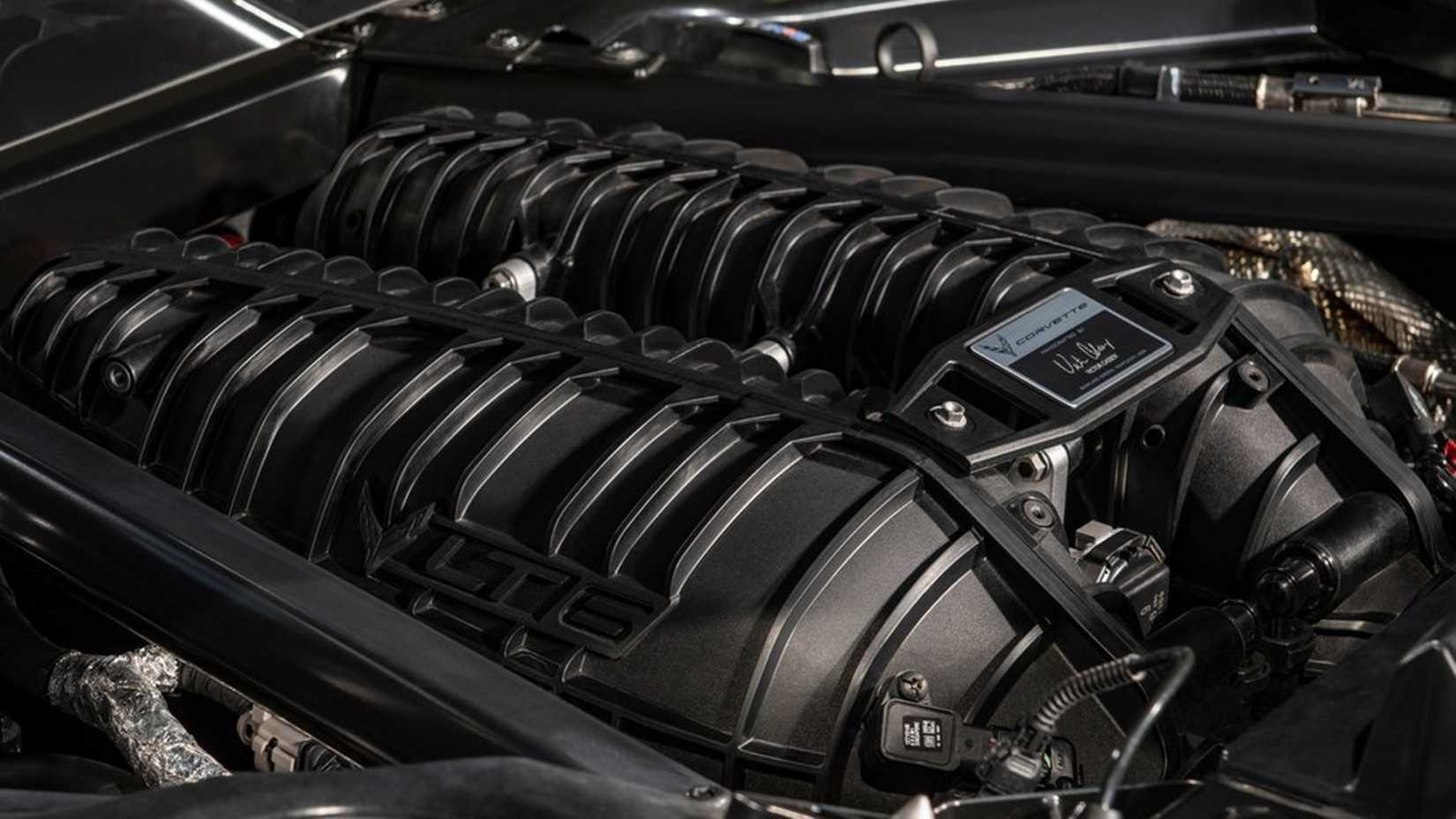 A shot of the engine of a 2023 Chevrolet Corvette Z06