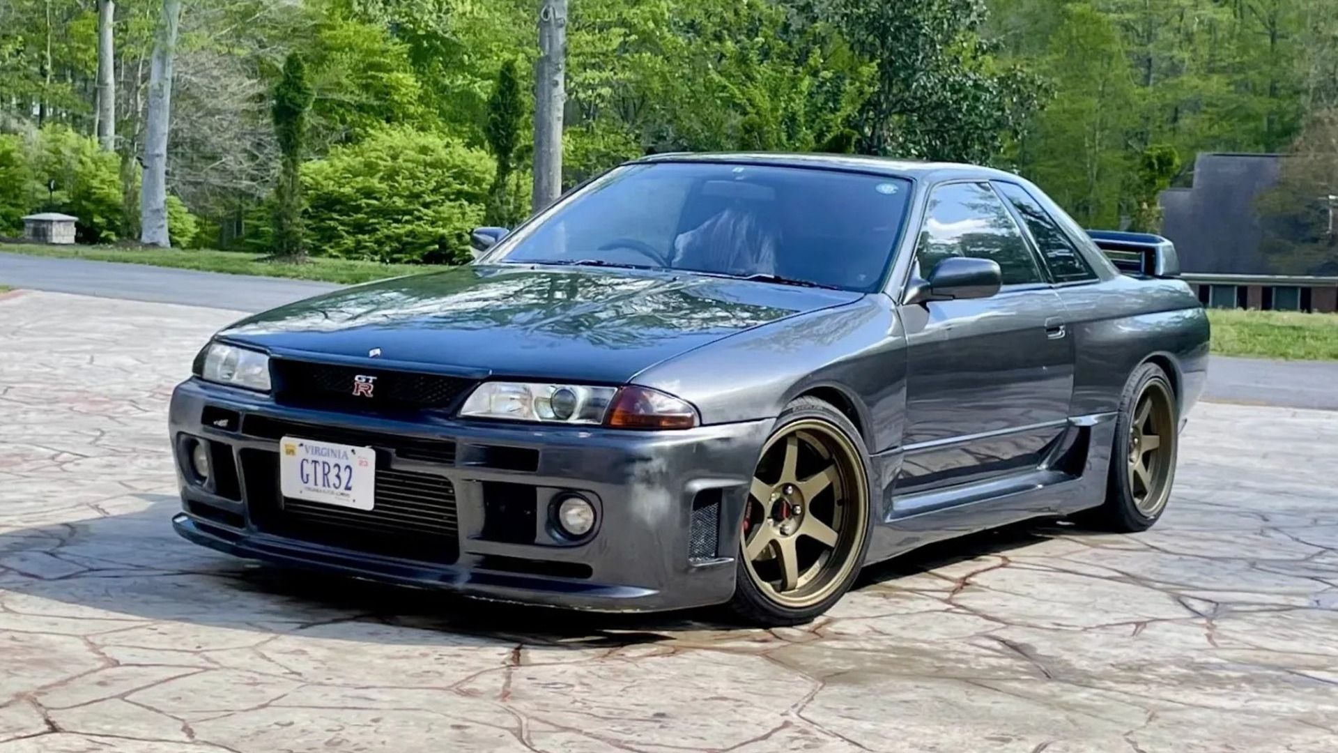 The Evolution Of A Supercar: The Nissan R34 GT-R And What It's Worth