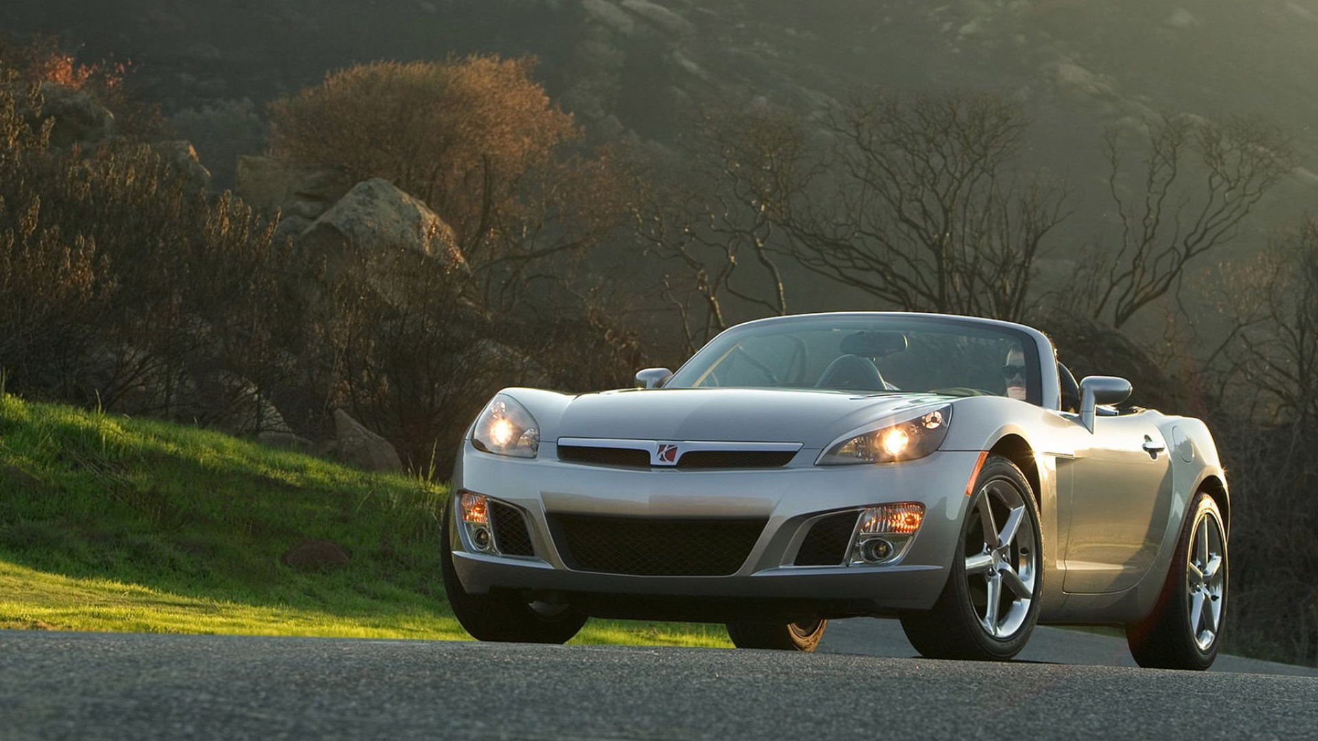 Foto frontal 3/4 do Saturn Sky Red Line de 2007