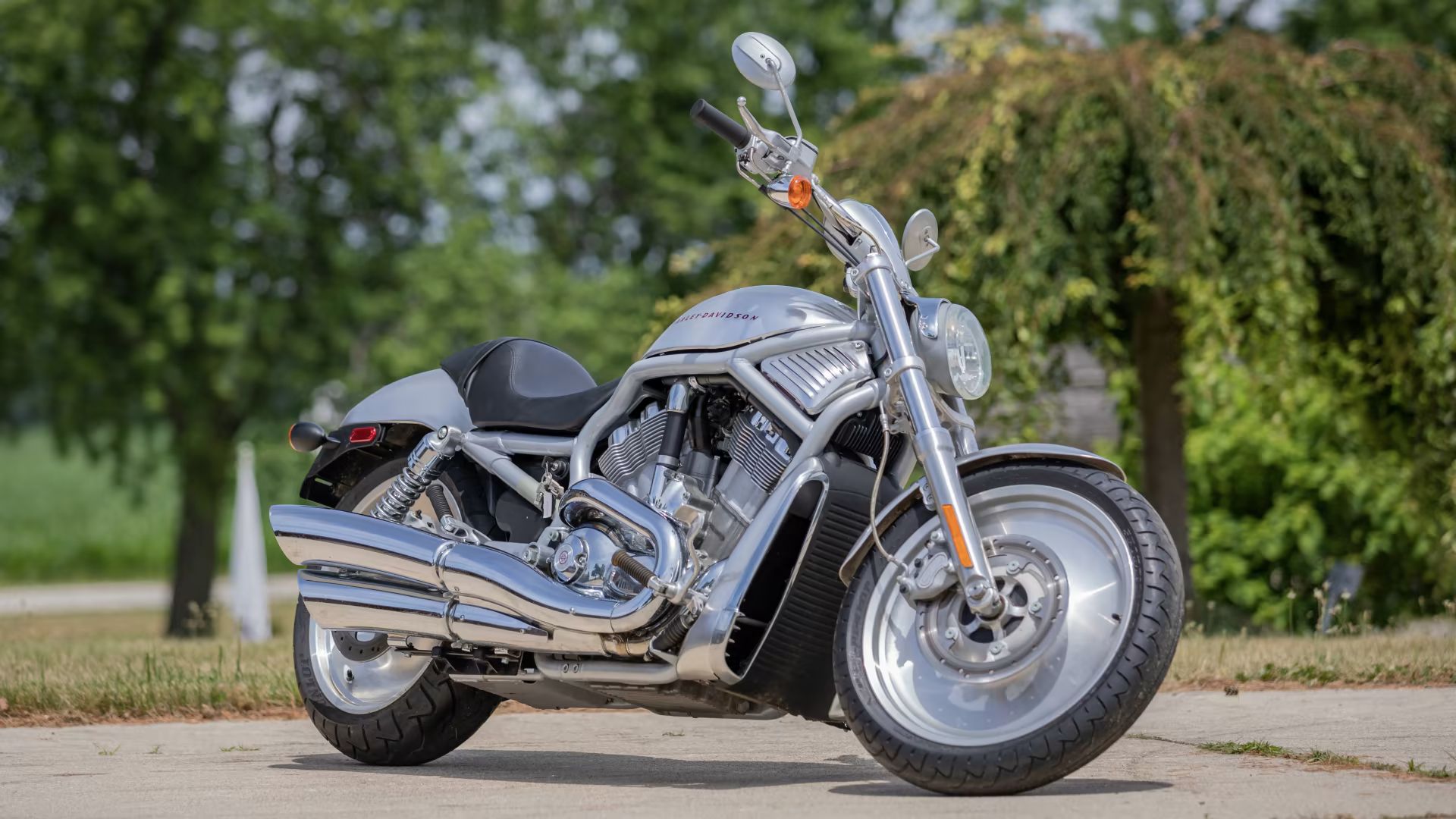 Harley Davidson V-Rod 3