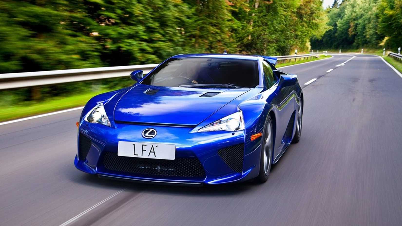 2012 Lexus LFA in blue