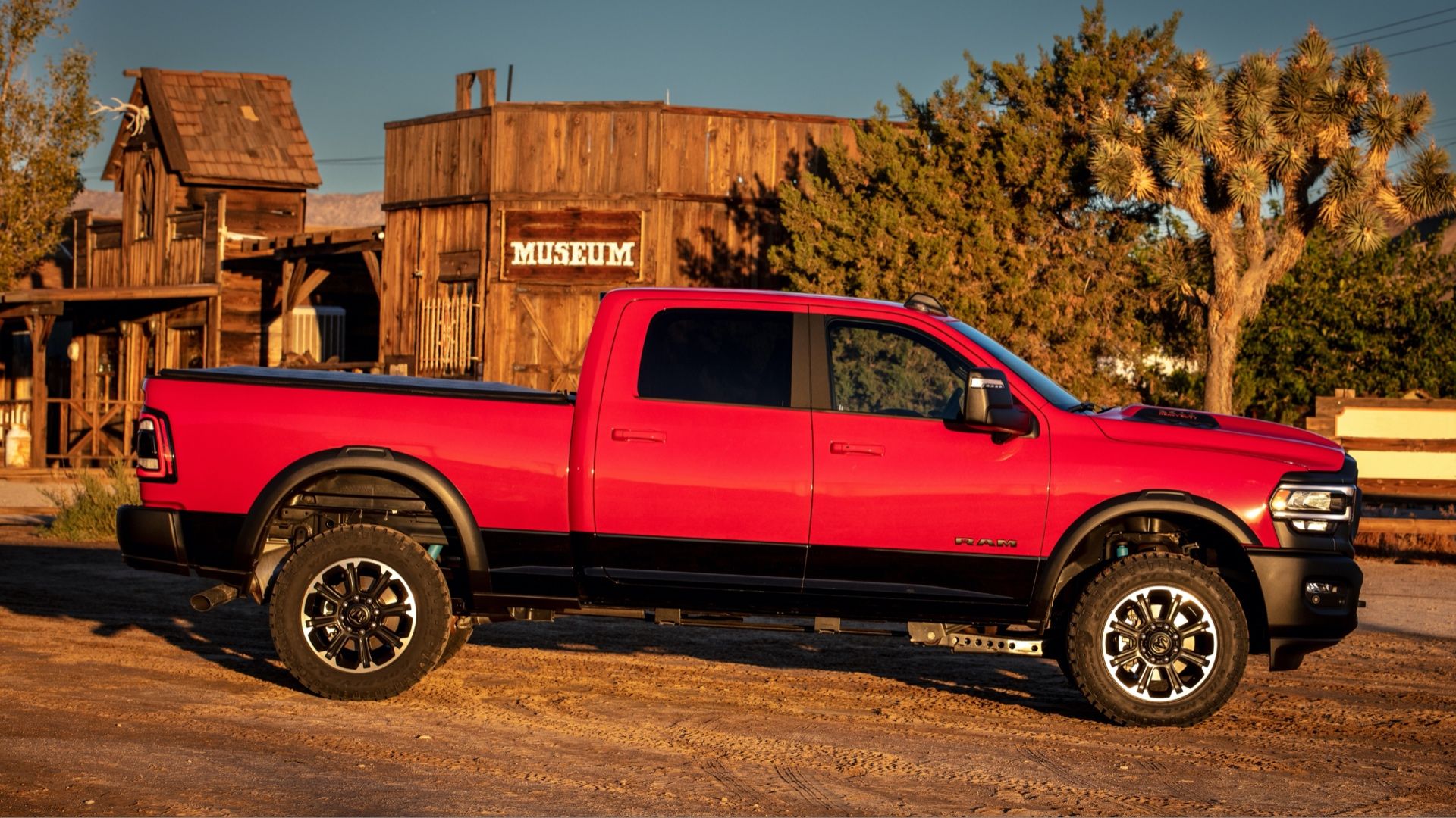 2024 Dodge Ram 2500 Vs 2024 Ford F-250: A Comprehensive Pickup Truck ...
