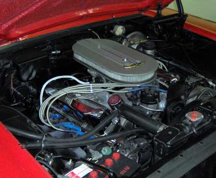 1966_Ford_Galaxie_500_XL_427_motor