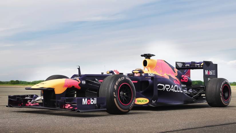 Here's What Happens When An F1 Car Takes On The Rimac Nevera And The ...