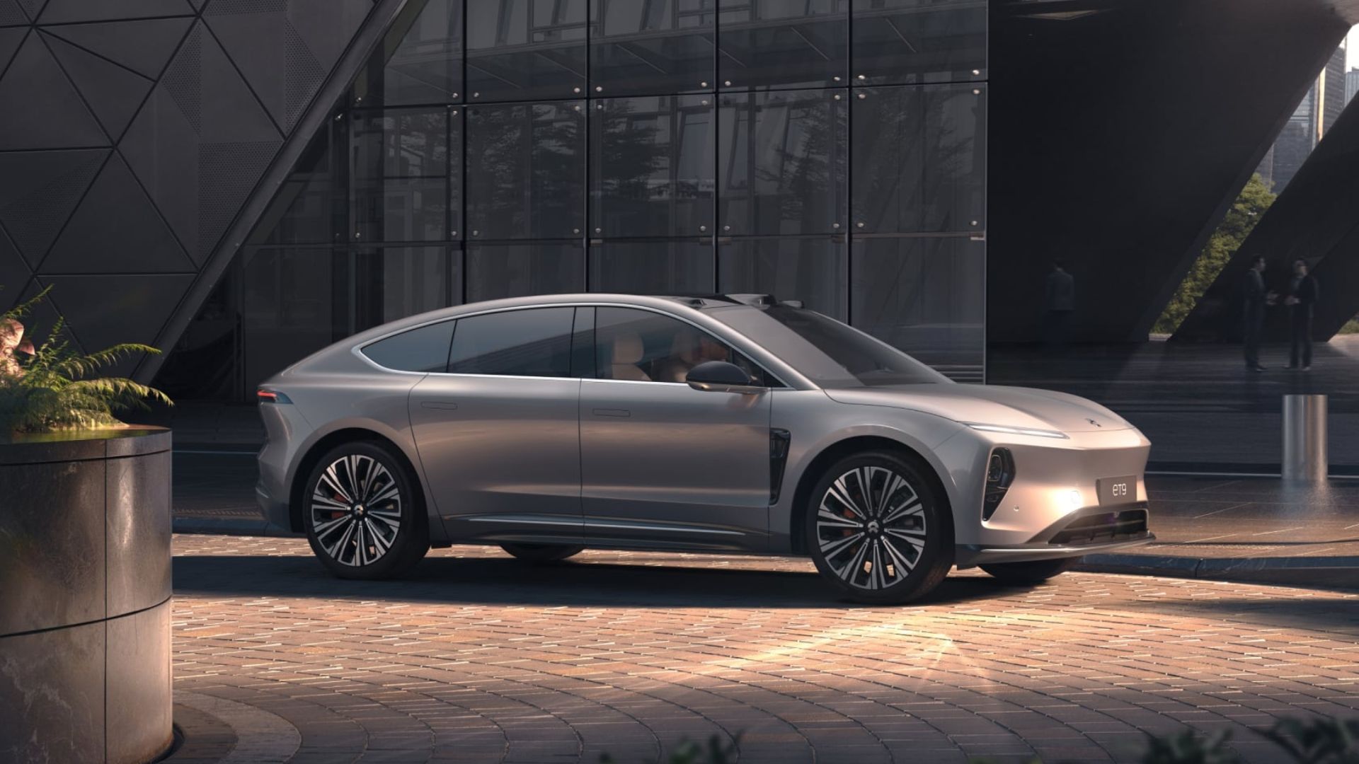 NIO ET9 luxury electric flagship sedan side profile