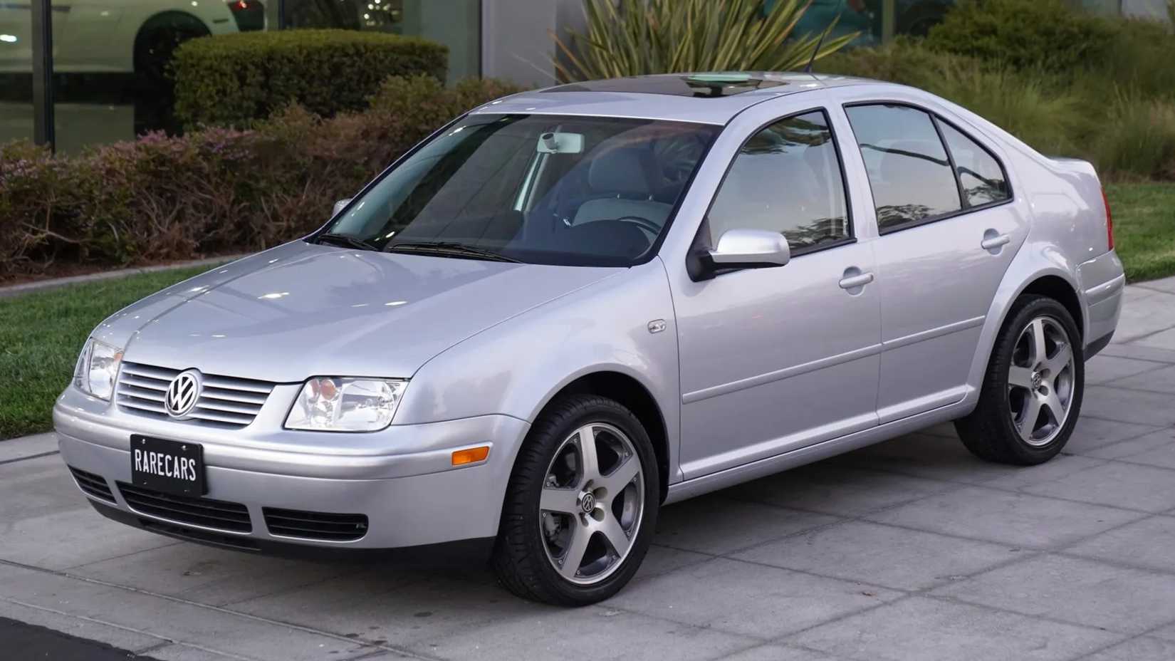 Silver 2002 Volkswagen Jetta GLI VR6