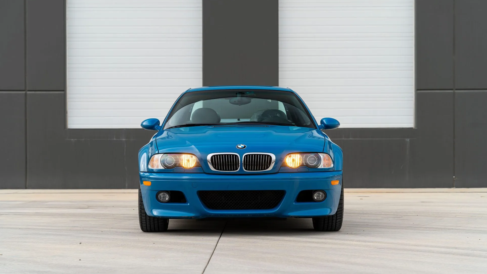 2002 BMW E46 M3 Coupe front view