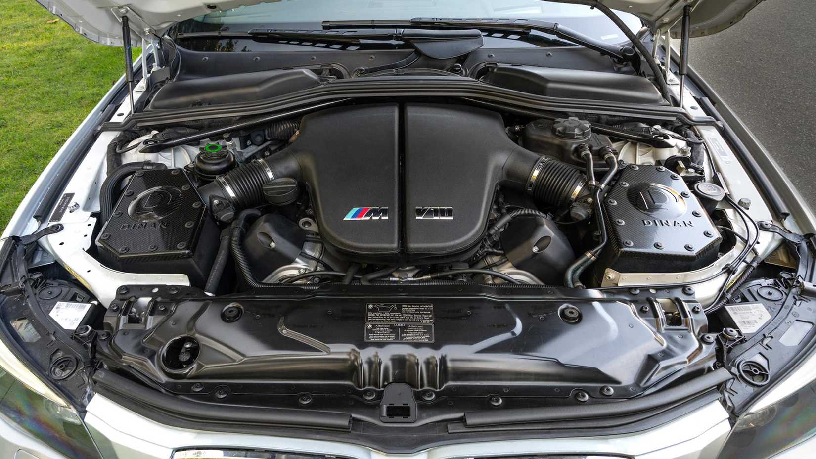 Motor V-10 do BMW M5 E60 2008
