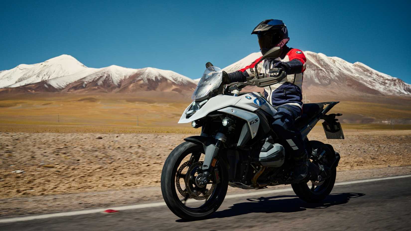 BMW R 1300 GS And R 1300 GS Adventure: Key Differences