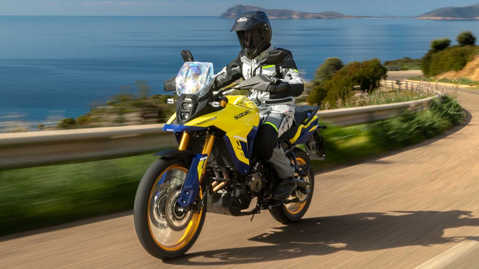 2025 Suzuki V-Strom 800 frontal 3/4 ação