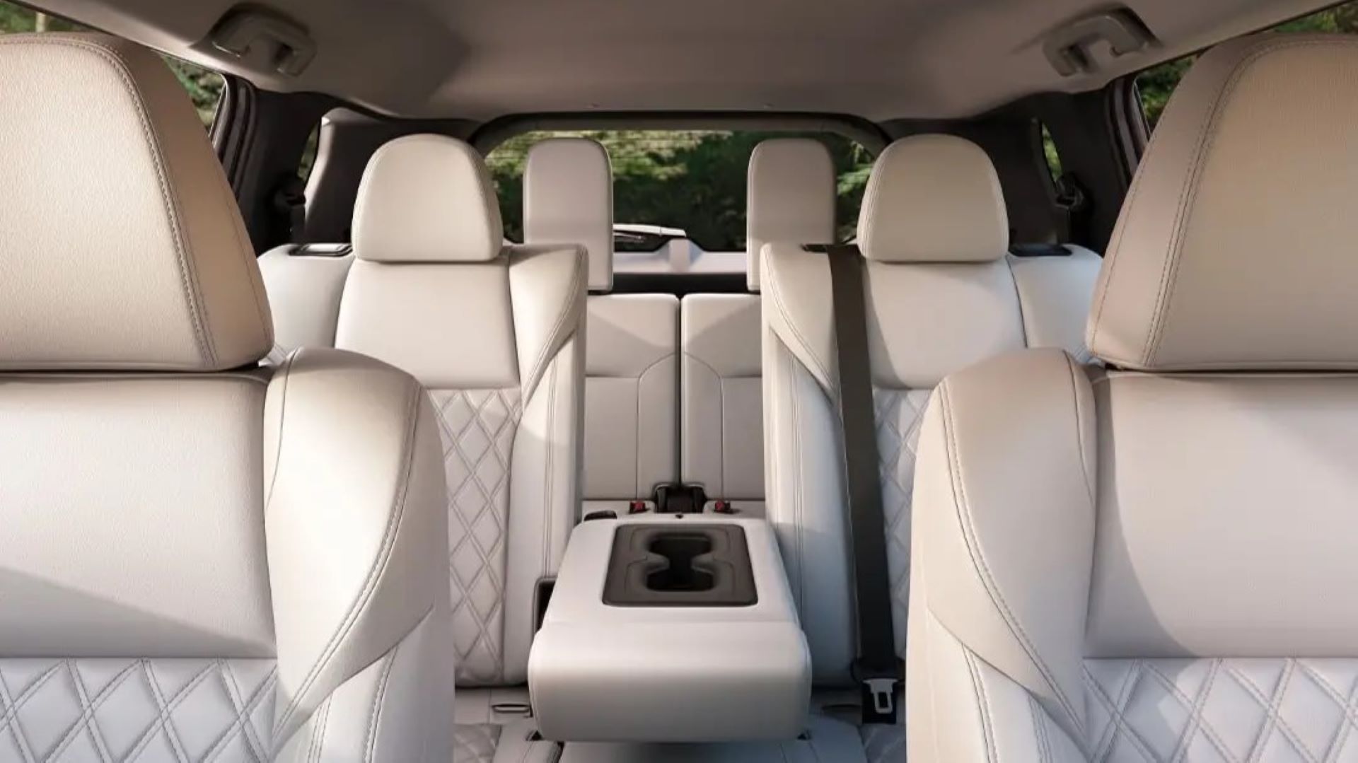 2024 Mitsubishi Outlander Standard Third Row