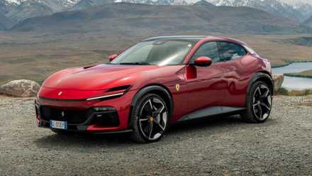 Ferrari Purosangue Vermelha