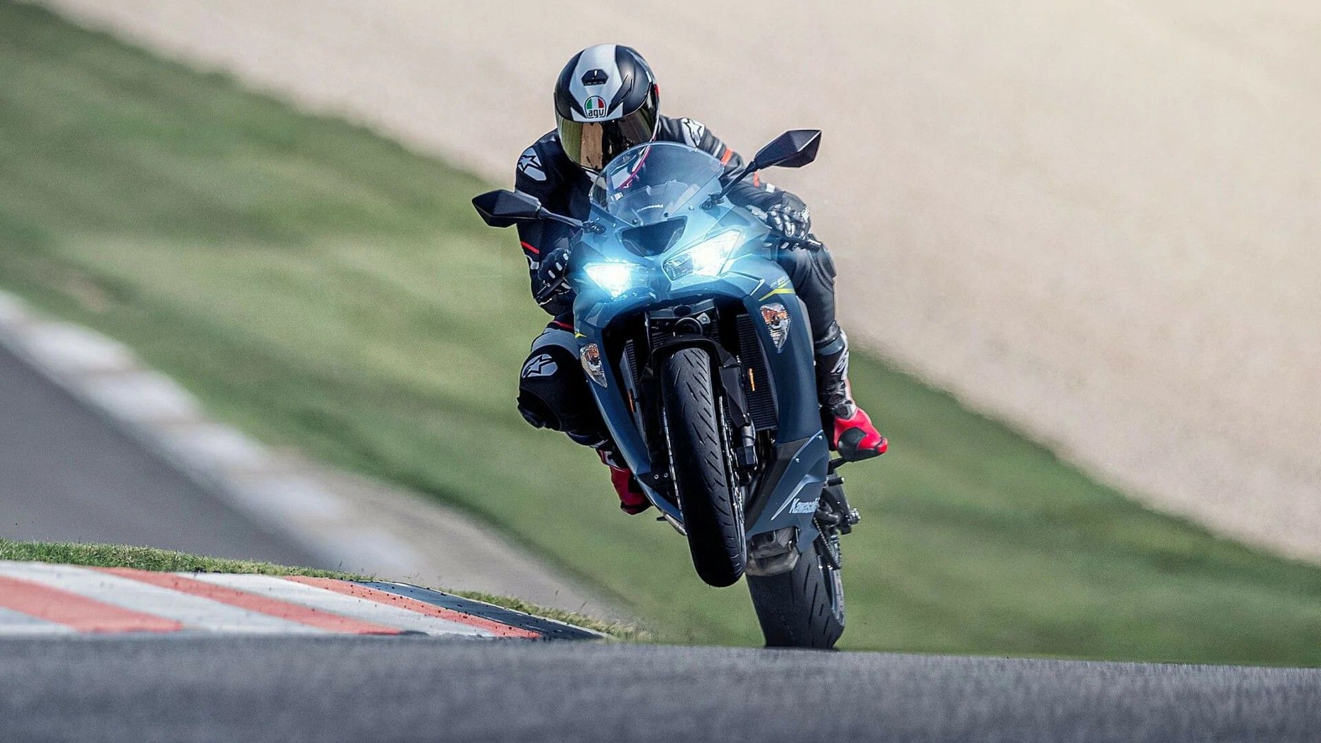 2023 Kawasaki Ninja ZX-6R | TopSpeed