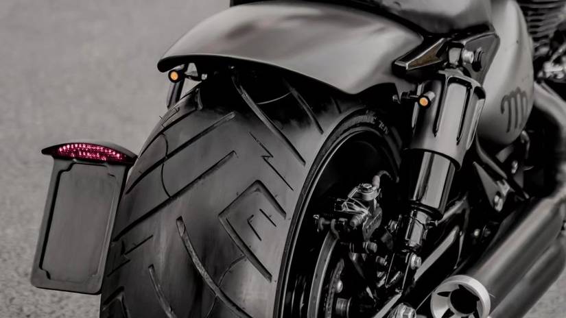 This Custom Royal Enfield Super Meteor 650 Is A Sexy Concoction Of All ...
