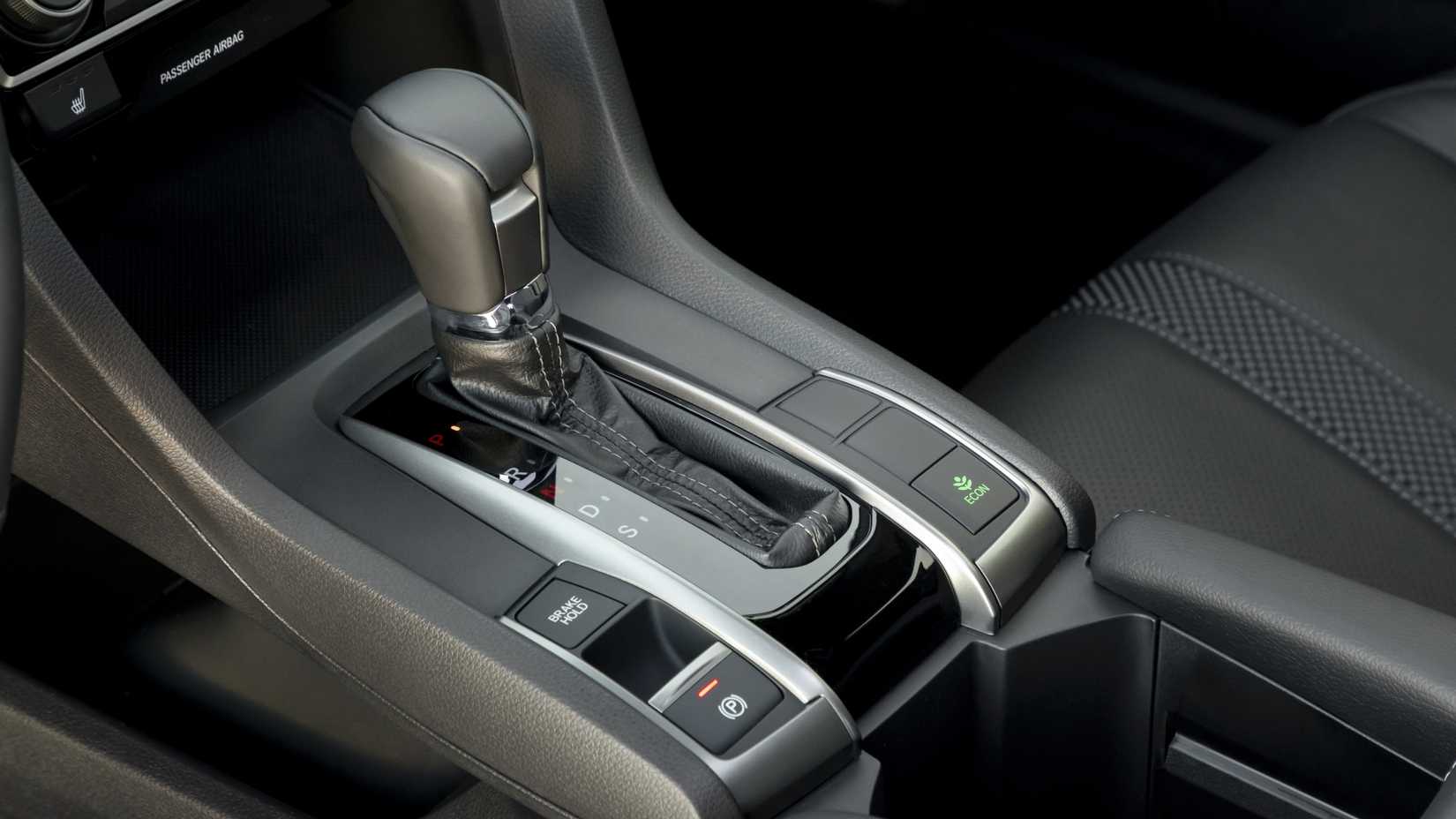 Honda Civic Hatchback Sport Touring gear selector