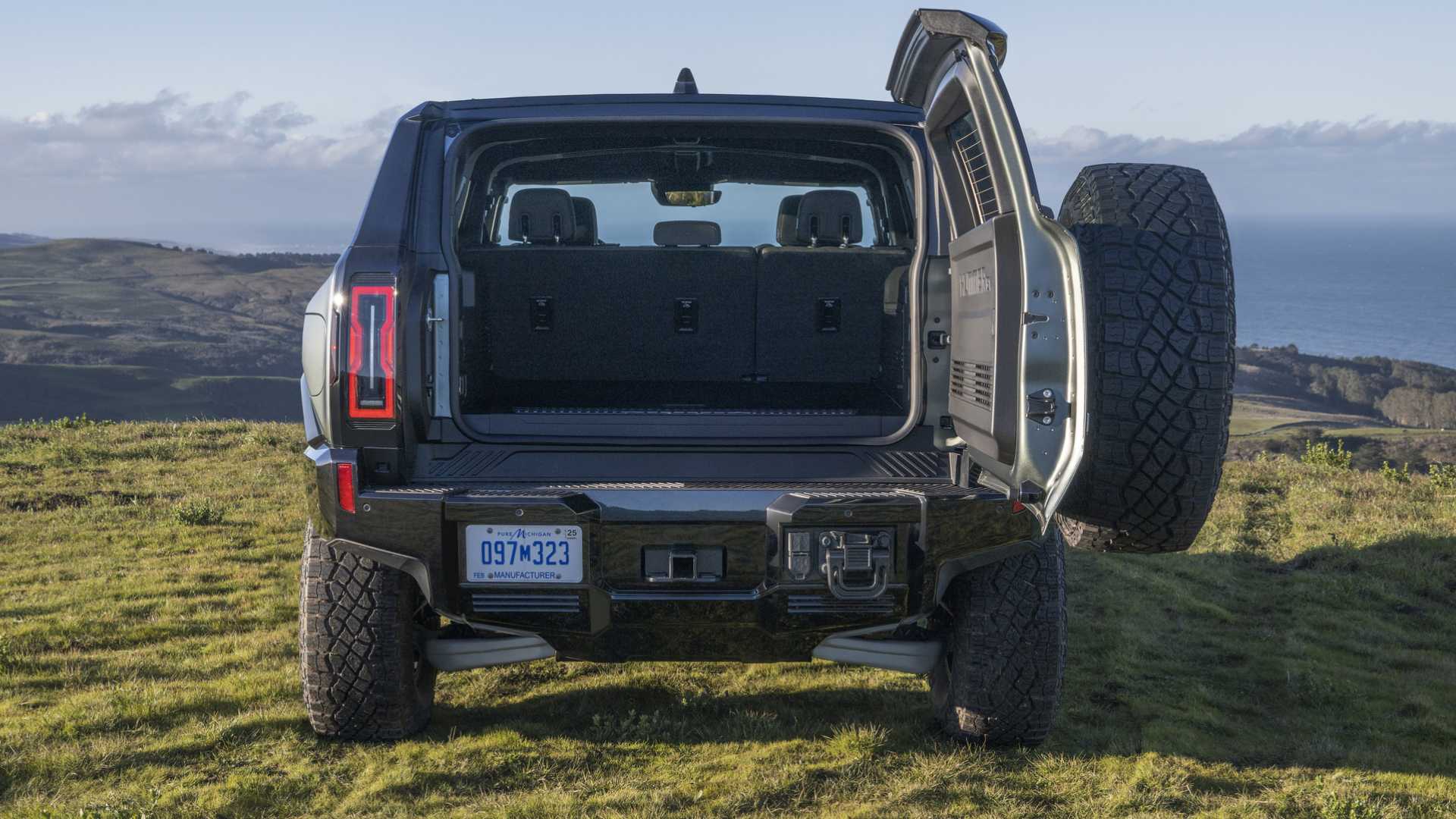 Hummer Ev Rear View Camera The Electric Vehicle With The Highest Claimed Charging Power