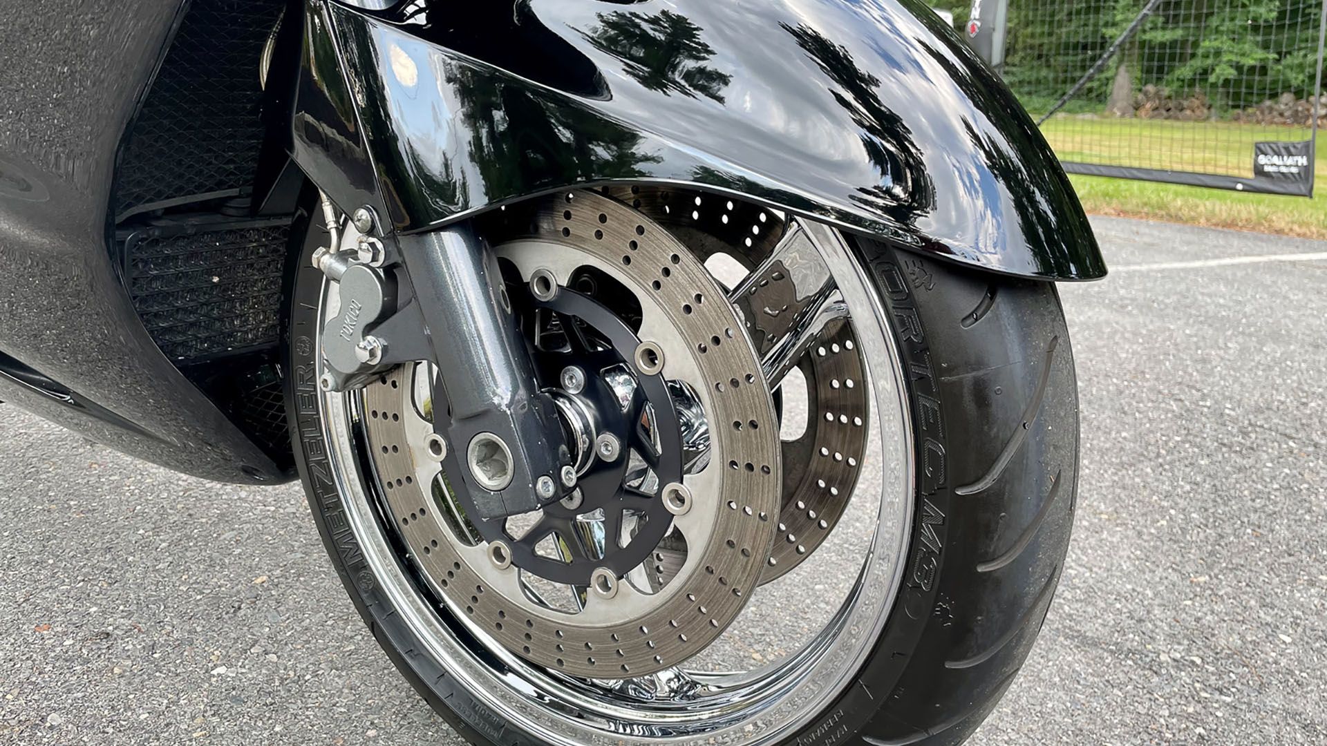 The Kawasaki Ninja ZX-11 Is A 90s Legend That Will Eat Up Modern