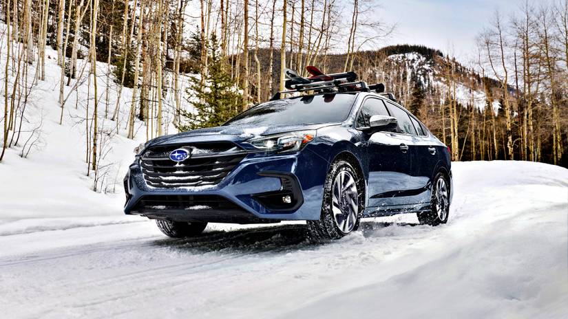 Illustration of AWD versus 4WD concept for driving differences in challenging weather
