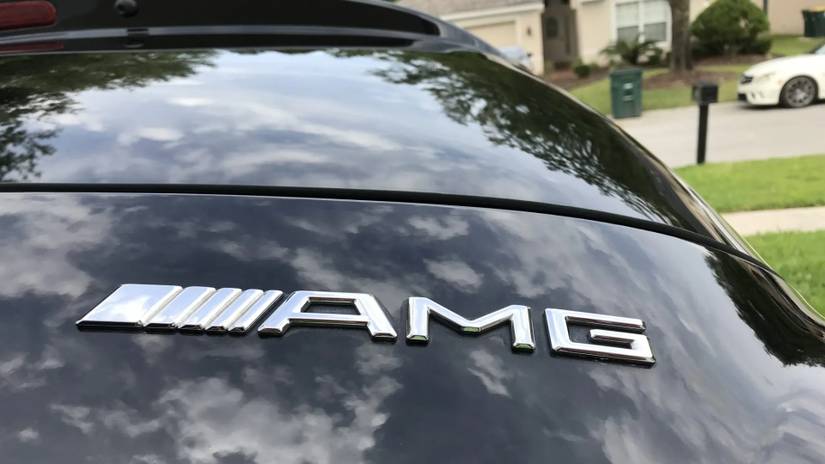 The Rationale Behind Mercedes' Ultra-Rare 500 Horsepower V-8 Minivan