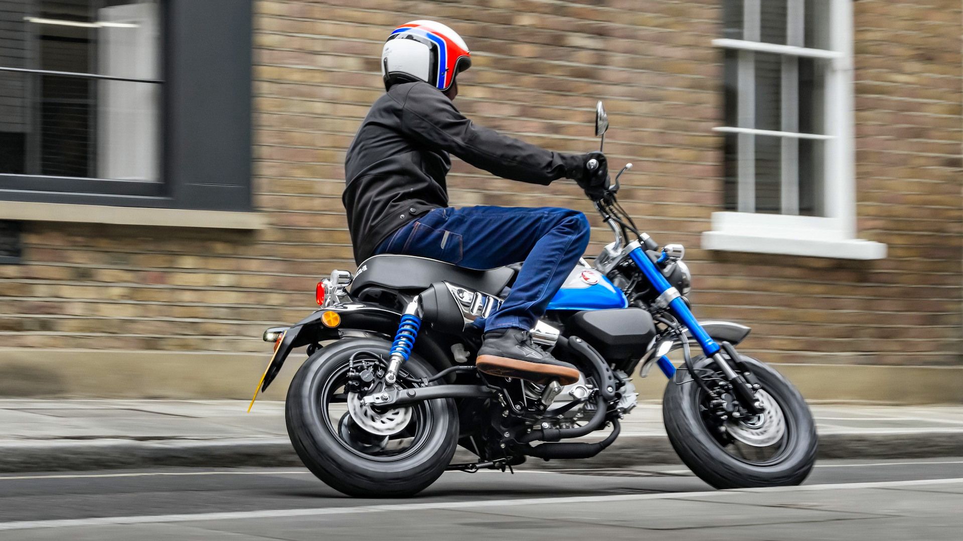 2021 Honda Monkey cruising through town