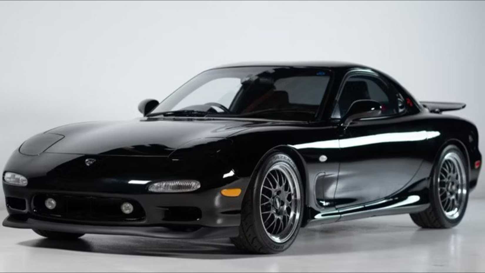 10 Vehicles From The 2000s That Need To Make A Comeback