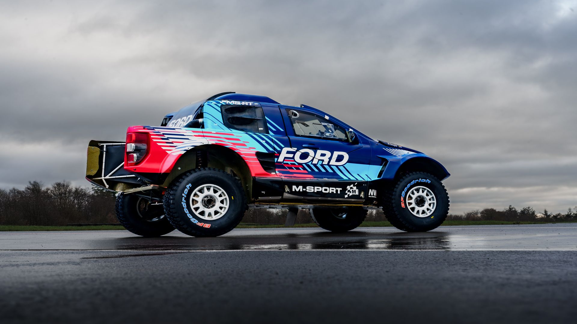 Behold the Ford M-Sport Ranger in Dakar livery - PistonHeads UK