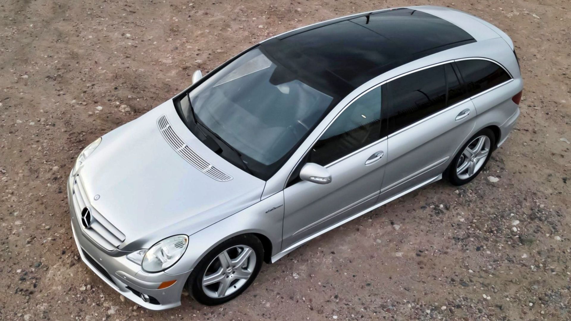 The Rationale Behind Mercedes' Ultra-Rare 500 Horsepower V-8 Minivan