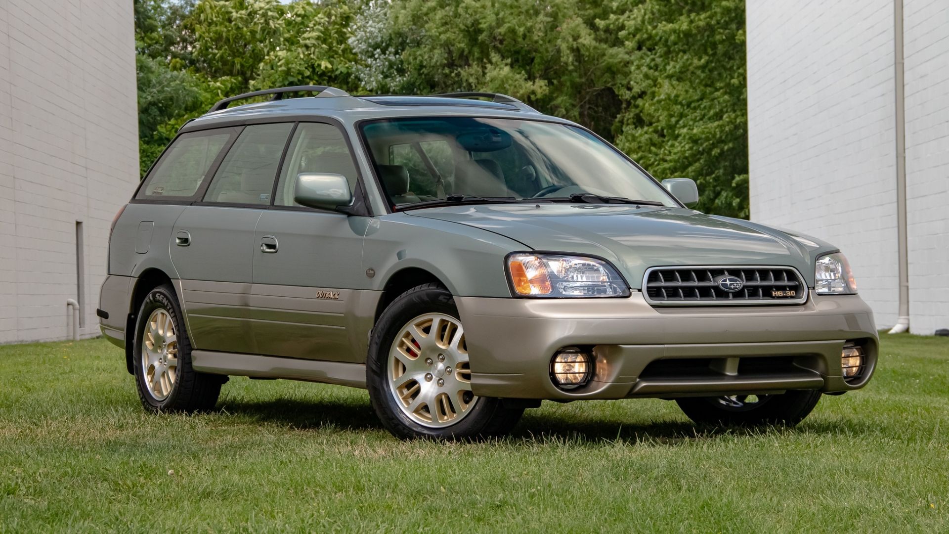 How The Subaru Outback Wagon Managed To Survive And Thrive In A Market ...