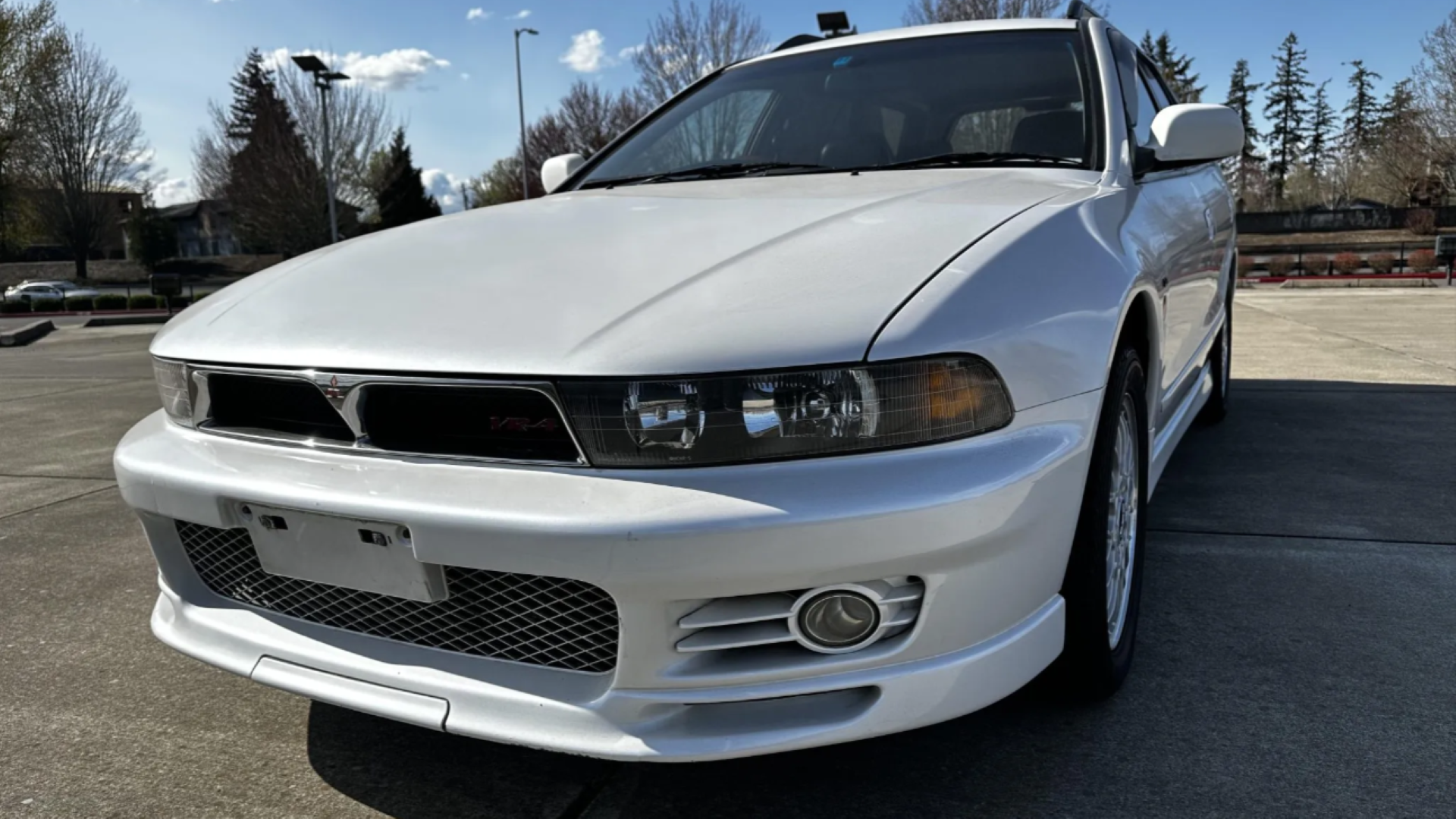 Unveiling the Mitsubishi Legnum: A Synthesis of Style and Power