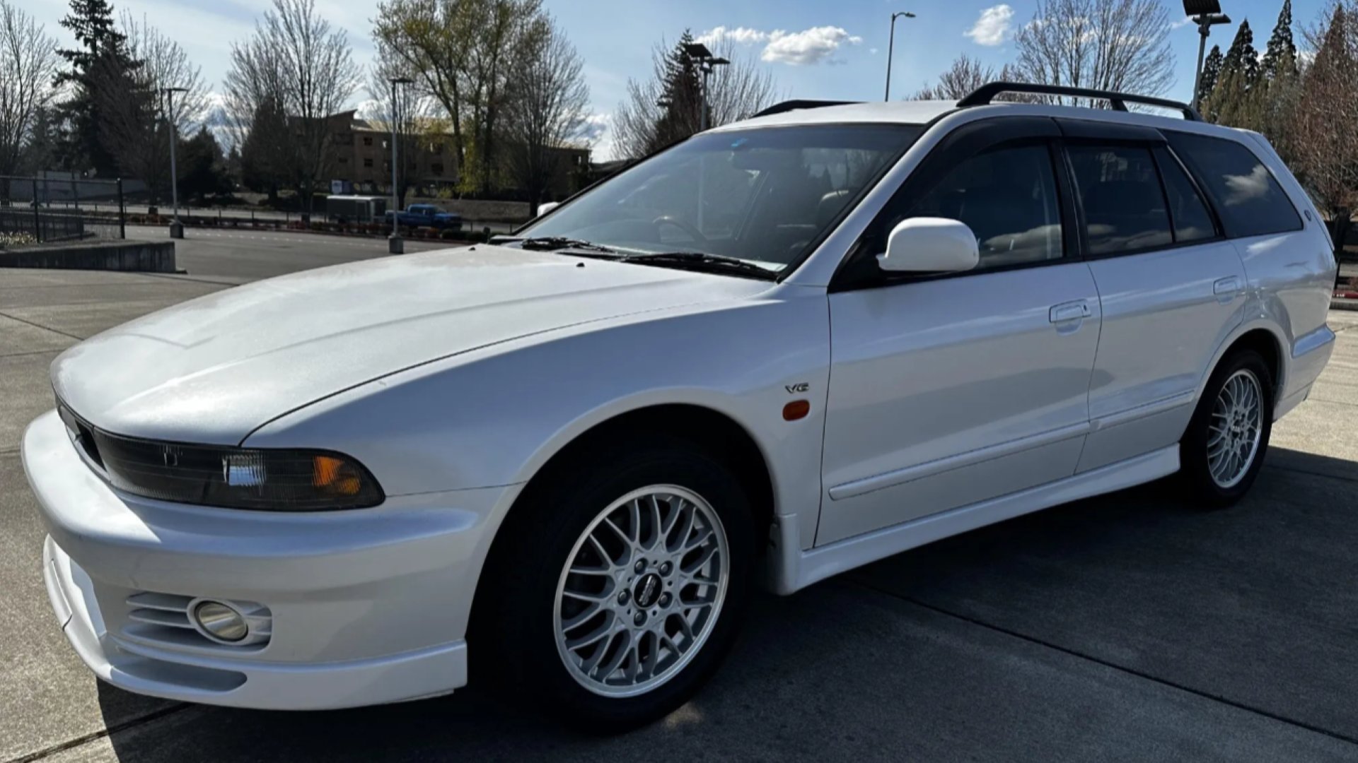 Unveiling the Mitsubishi Legnum: A Synthesis of Style and Power