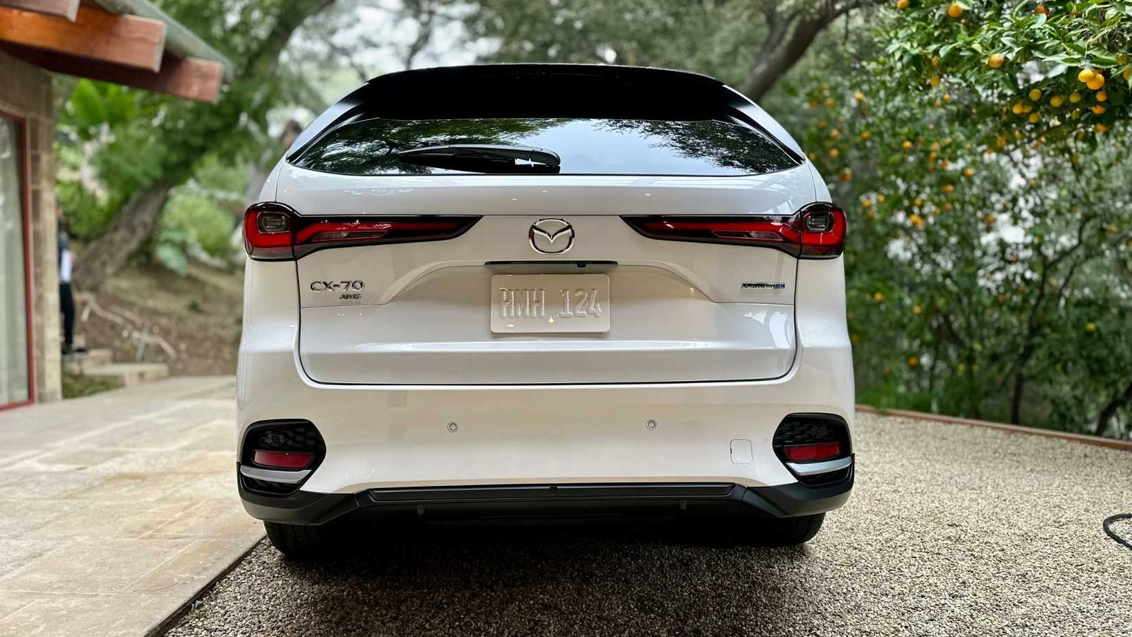 Top Speed Image - Mazda CX-70 PHEV-10