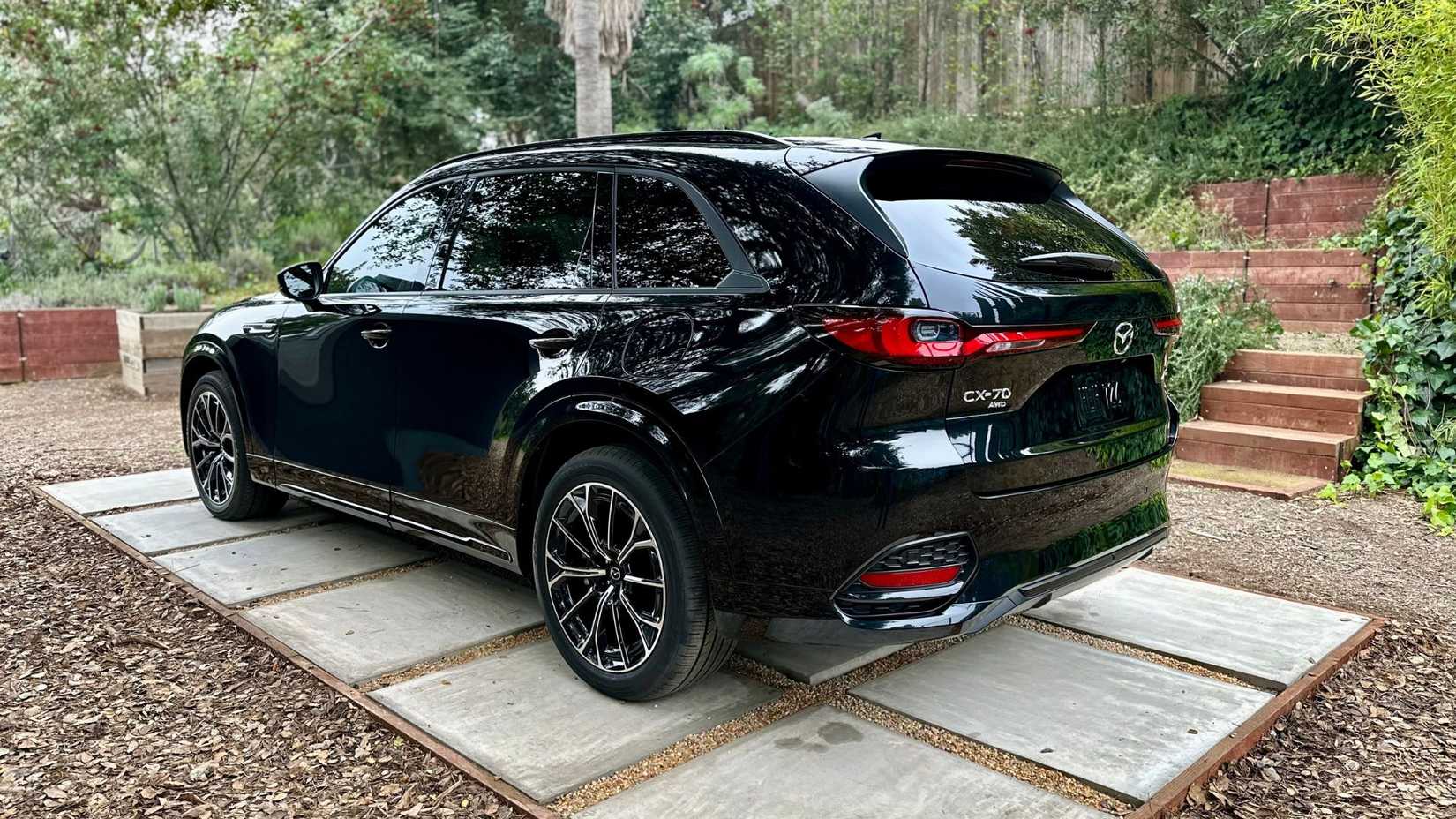 Top Speed Image - Mazda CX-70 Turbo S-10