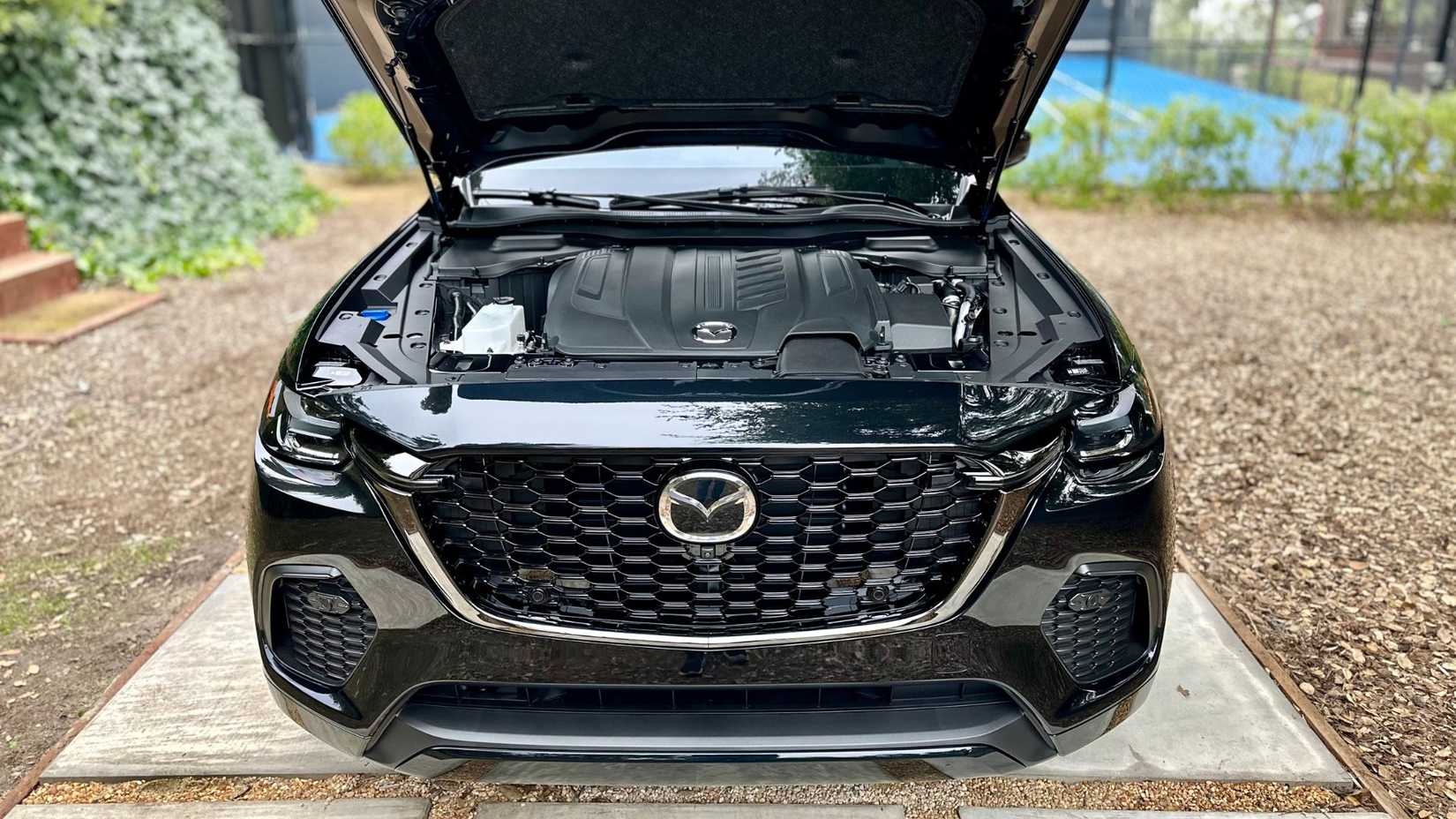 2025 Mazda CX-70 Inline 6-cylinder Engine