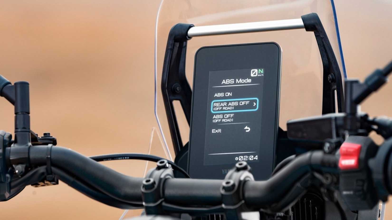 The TFT display of the 2024 Yamaha Tenere 700