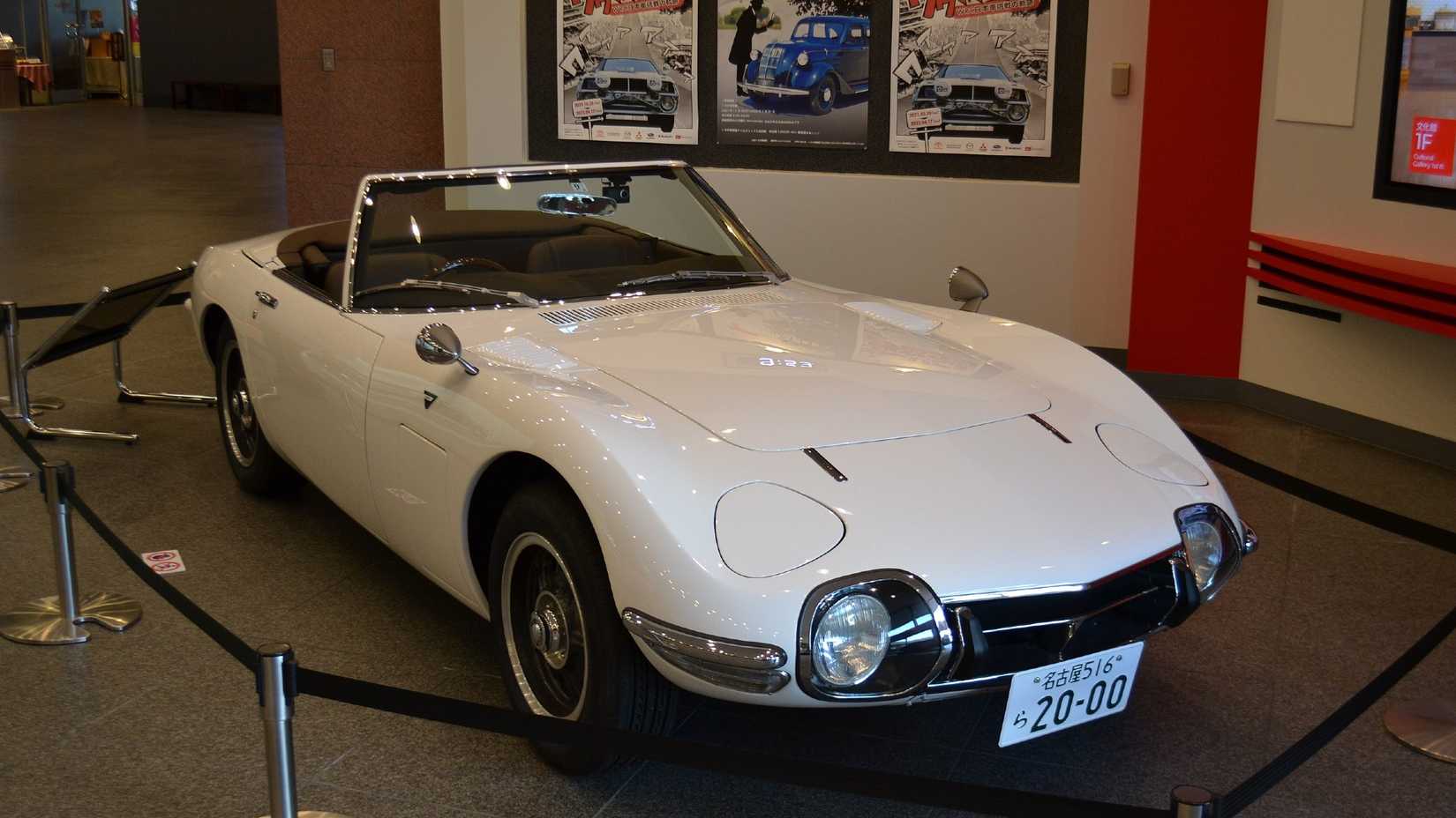 White 1967 Toyota 2000GT