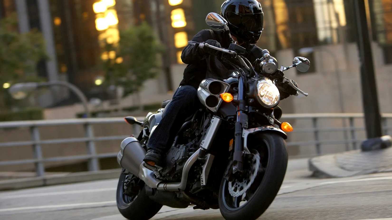 Yamaha Vmax