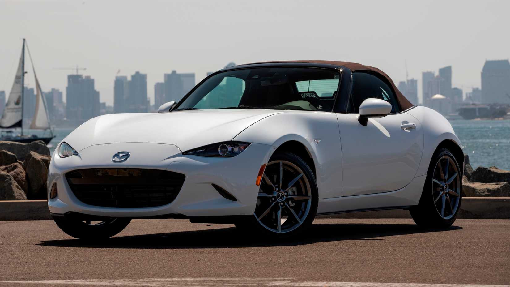 White Mazda MX-5 Miata front-quarter