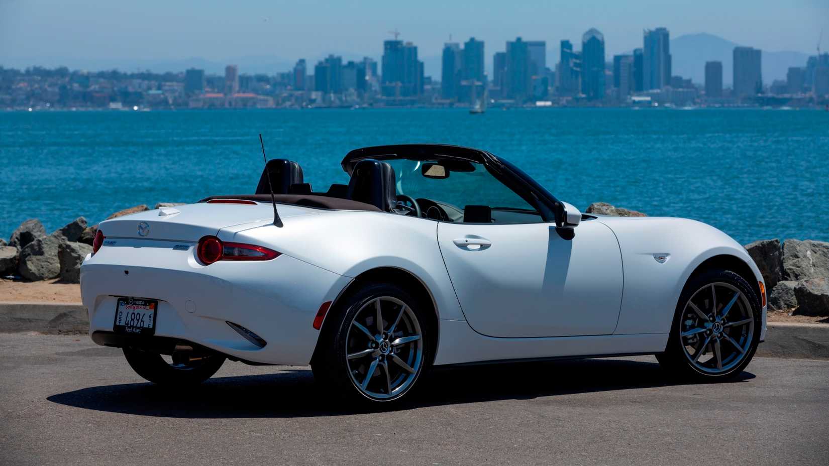 White Mazda MX-5 Miata